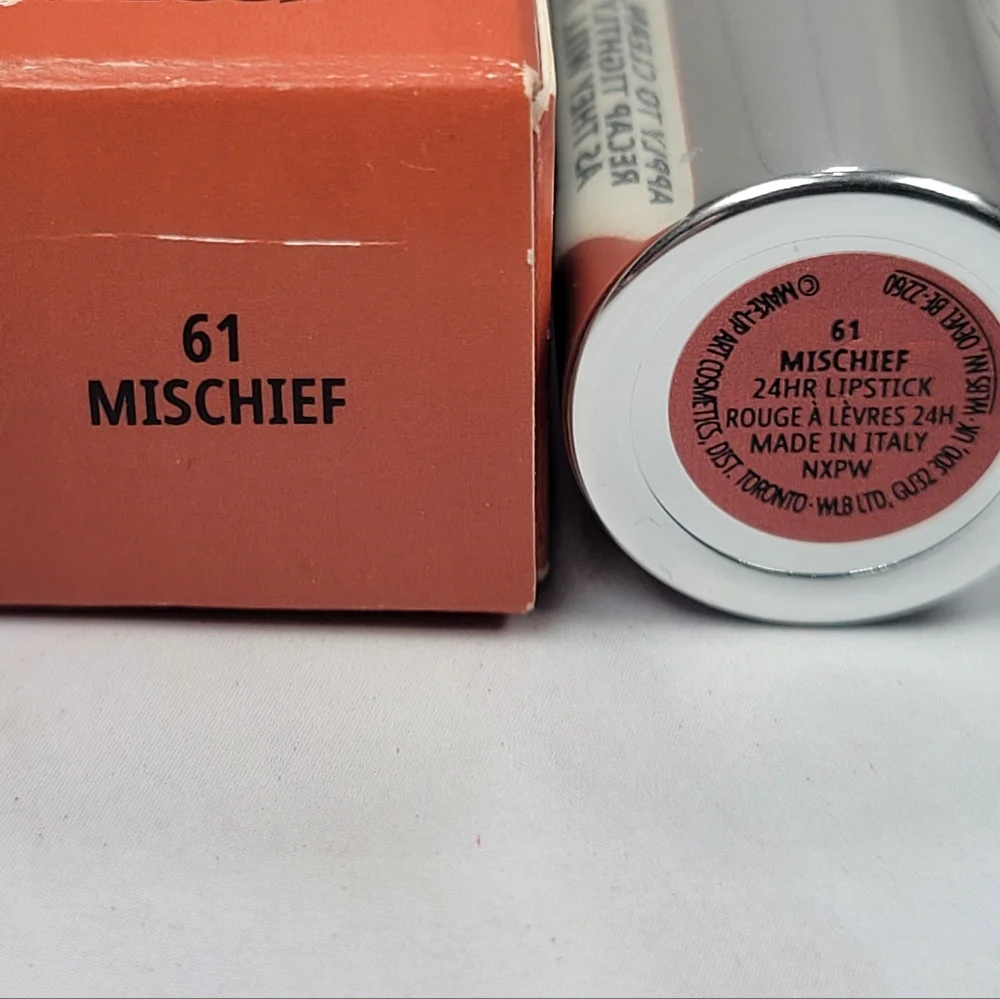 Mac Locked Kiss 24H Lipstick in Mischief BNIB